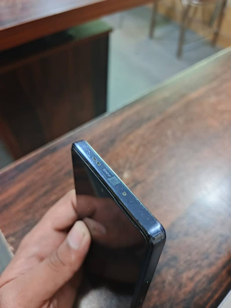 Infinix Note 40 4