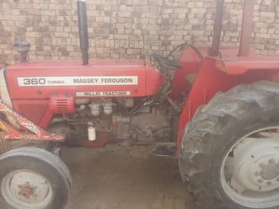 Massey 360 tractor plus trolley 0'3,03.7,0.49,0,0,2
