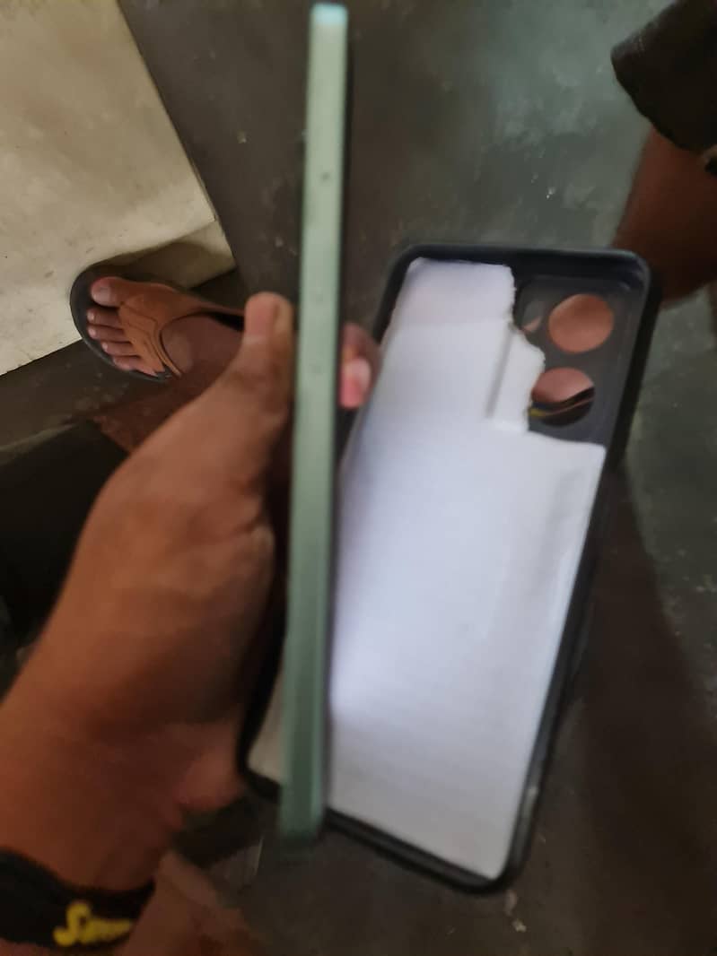 OPPO A57 1