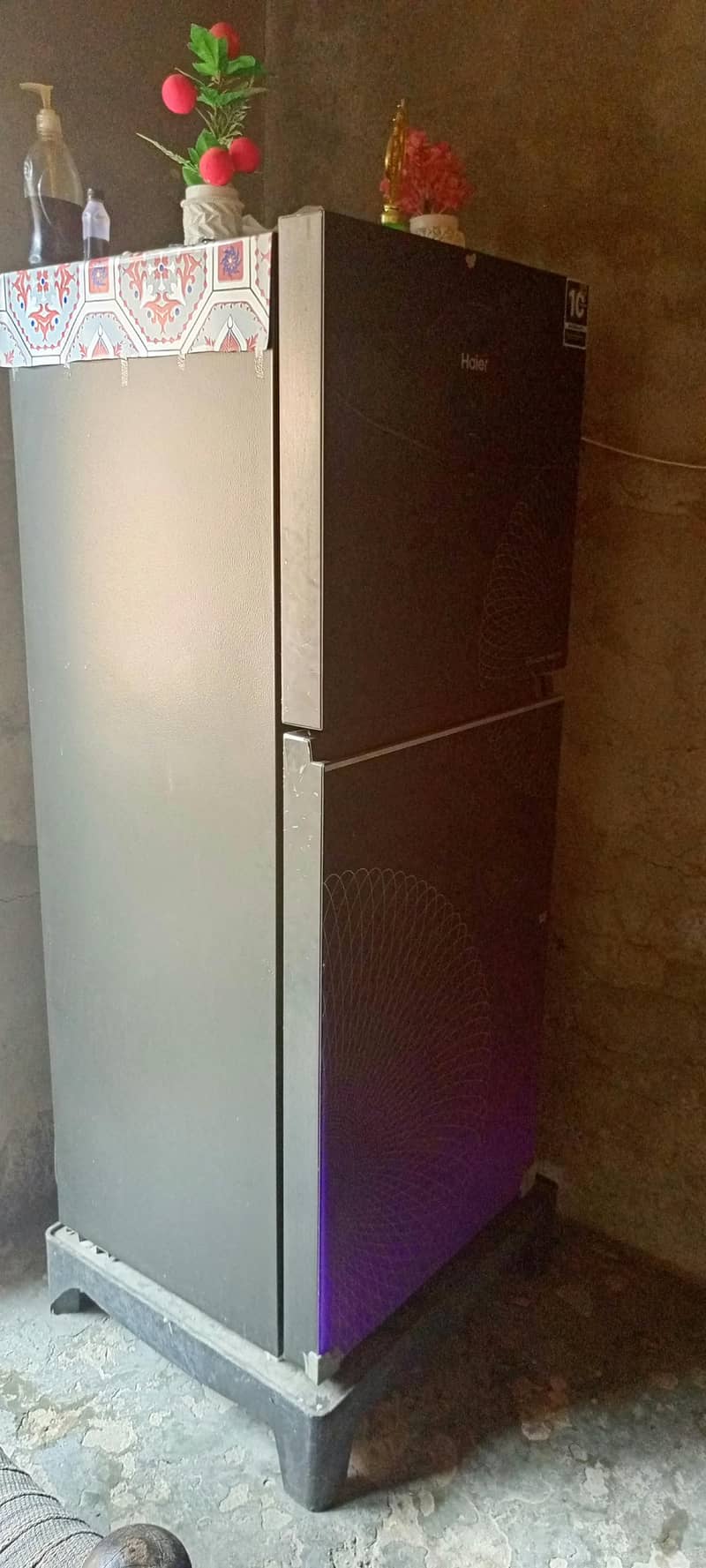 Refrigerator Medium size 2