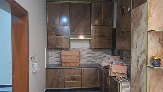 tarlai kalan brand new 5marla 2.5story house for rent