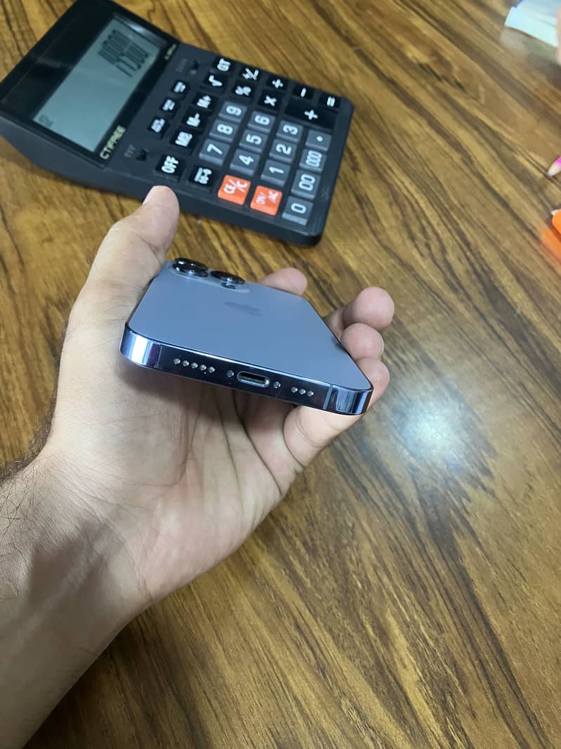 Apple iPhone 13 Pro 4