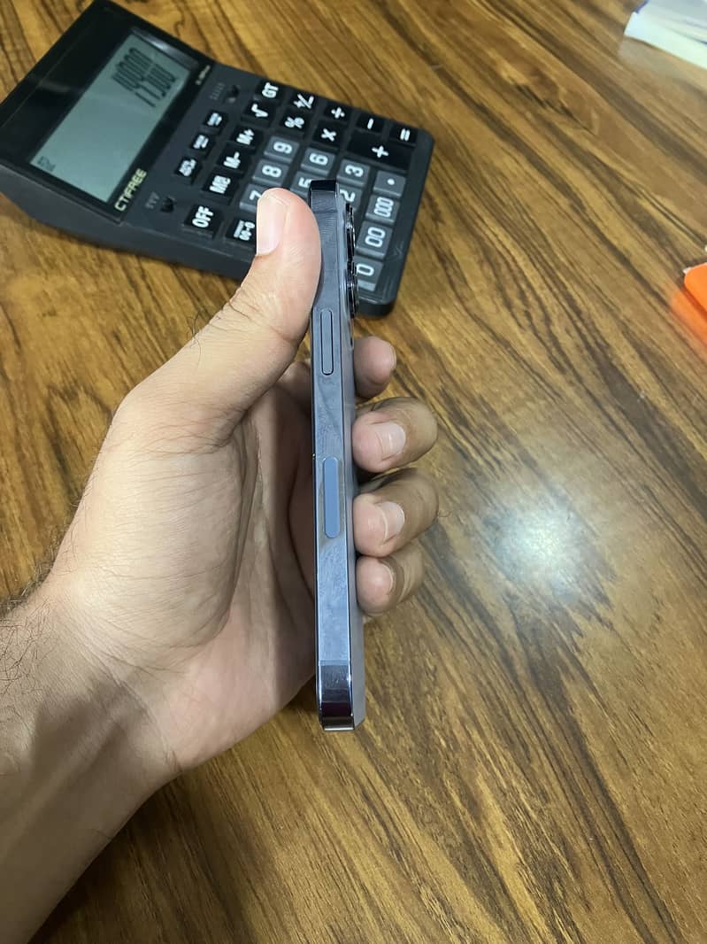 Apple iPhone 13 Pro 6