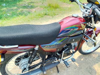 Honda pridor