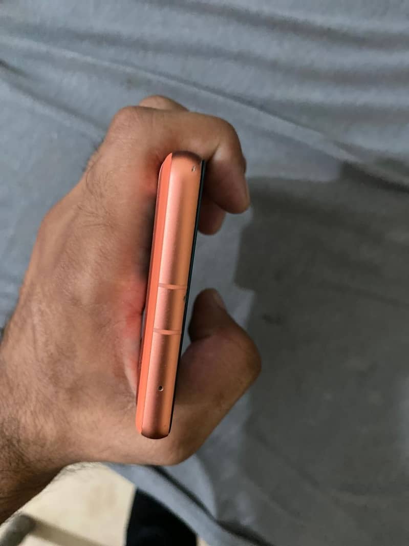 Google Pixel 7a 5