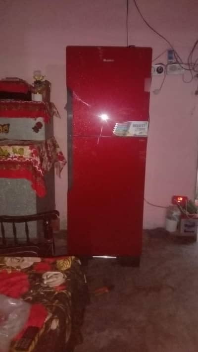 frizer for sale gre company condition 10/10 call 03130756588