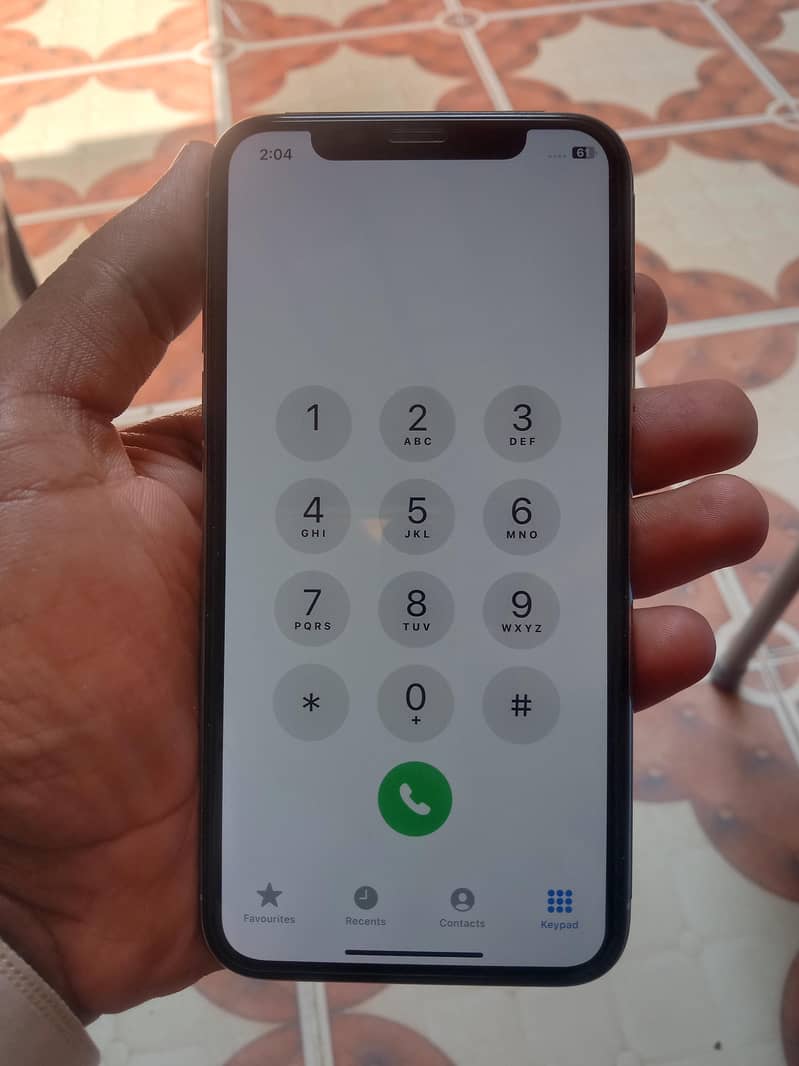Apple iPhone X 4