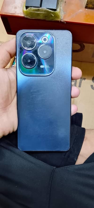 Infinix Hot 40