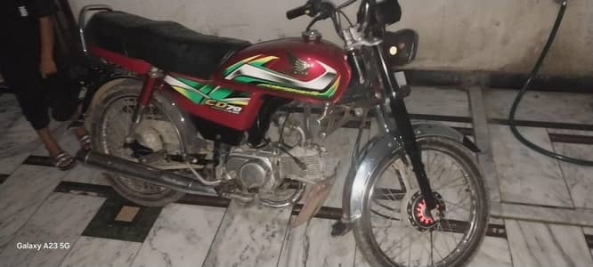 Honda 70 no repair engine my number 03279351505 only whatsapp number