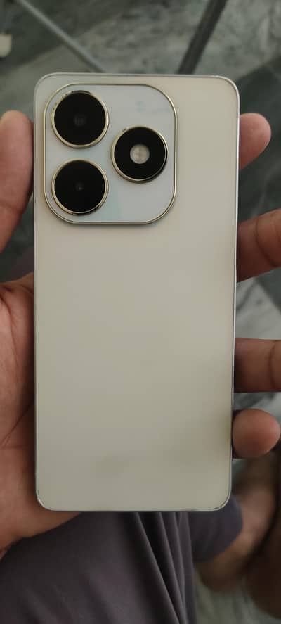 Tecno Spark 20