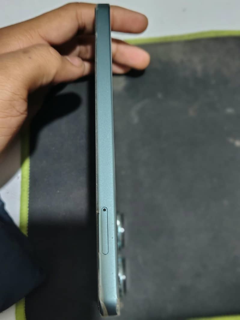 Xiaomi Redmi Note 13 Pro 12