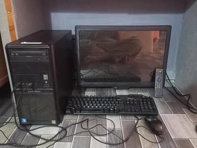 Core i5 4570. . . GTX 750 TI. . Samsung Tv 26" box