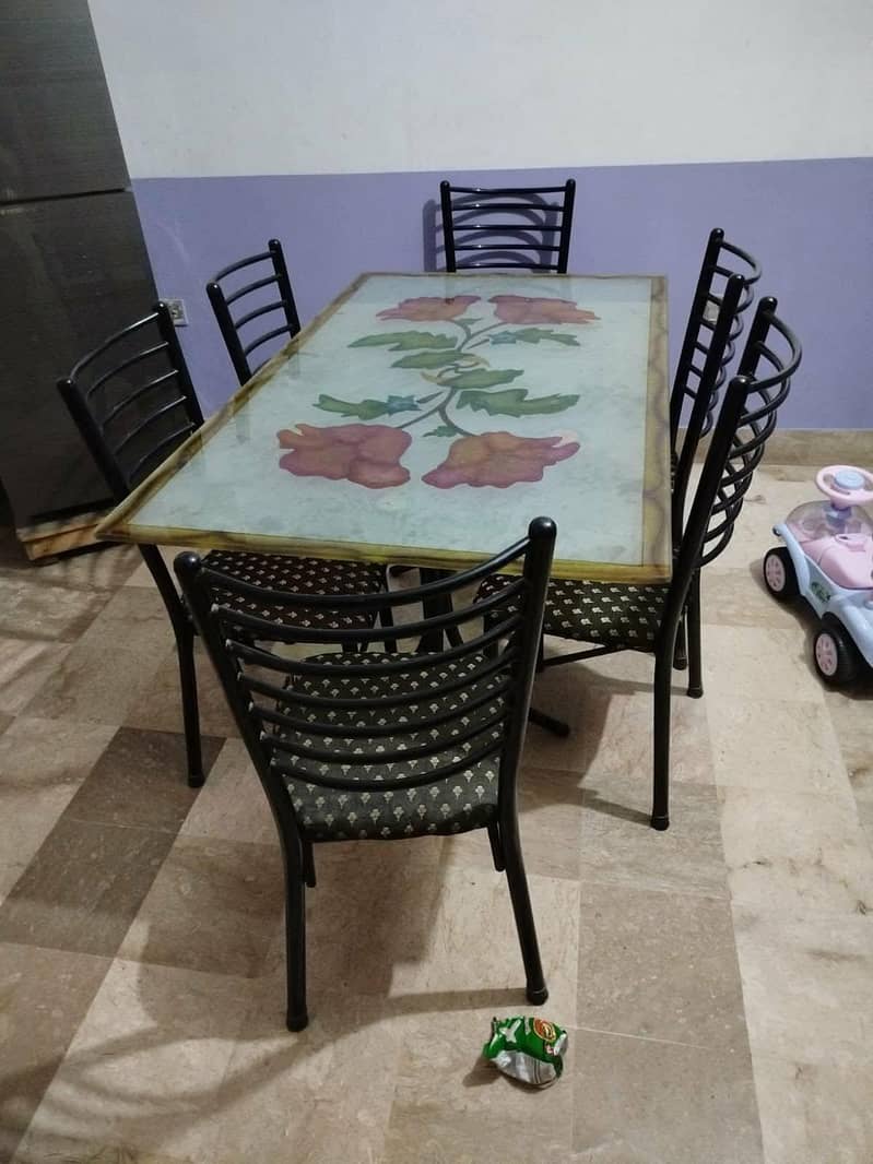 dinning table 0