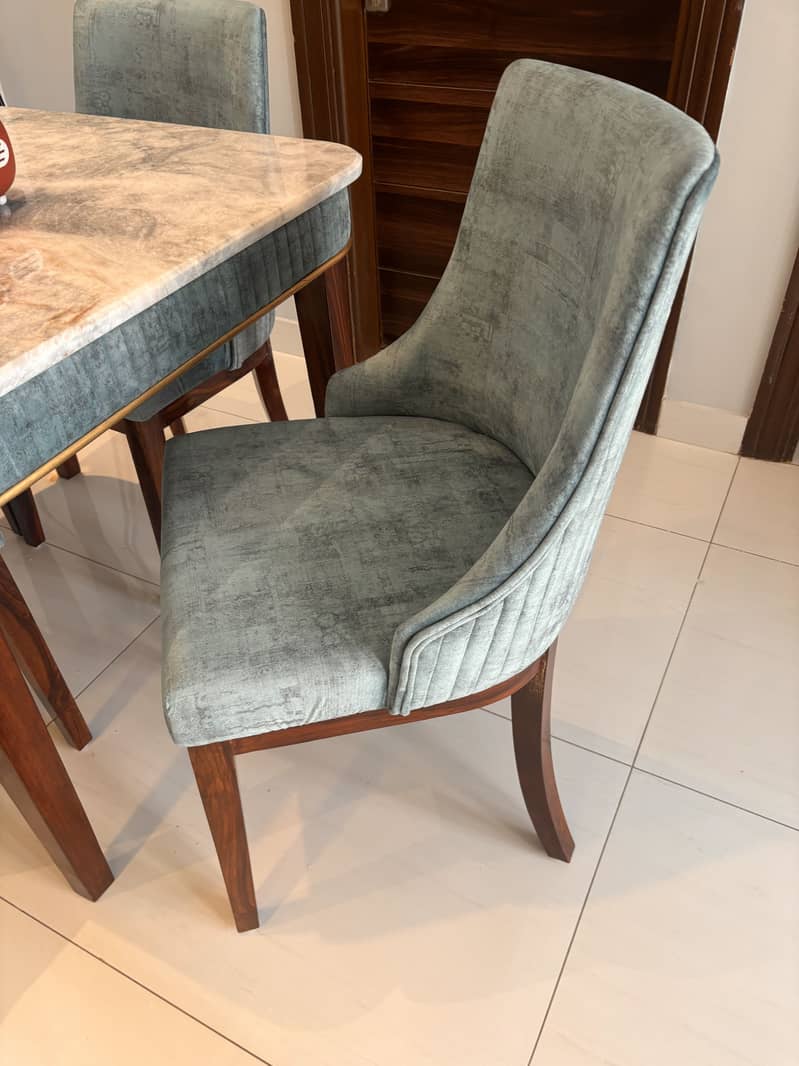 4 chair dining table 2