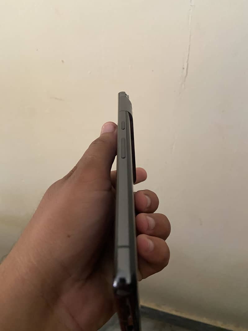 Google Pixel 7 Pro 4