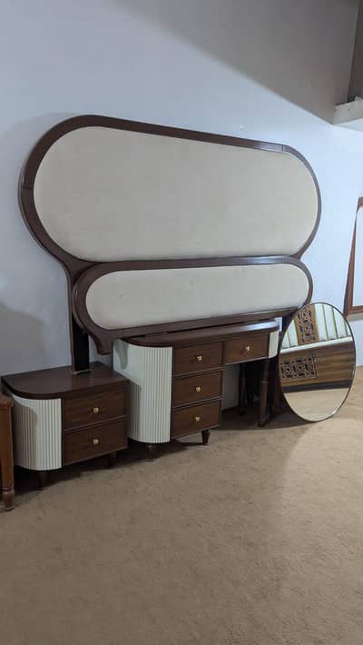 new bed dreasing new for sale price 135000