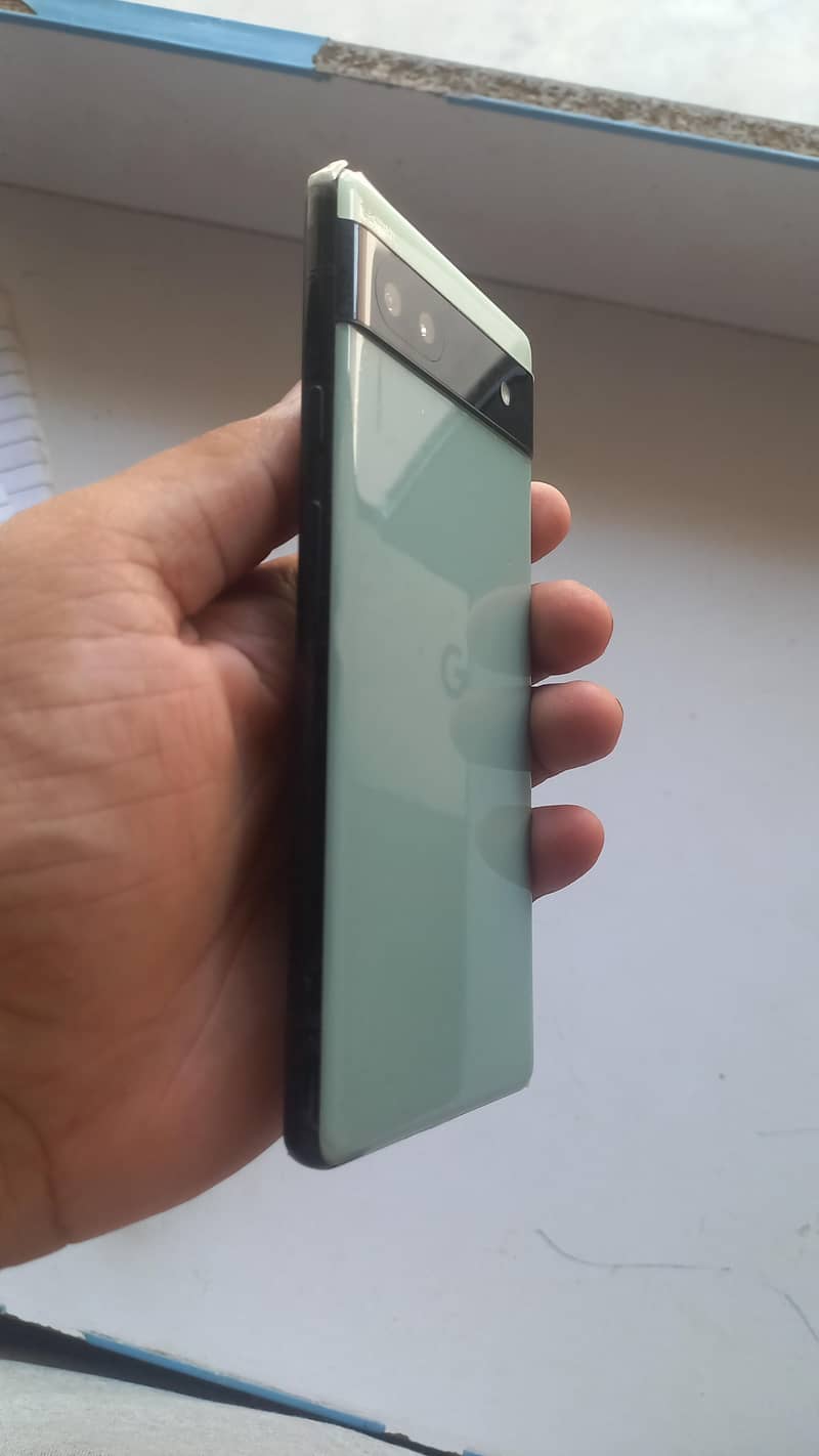 Google Pixel 6a 4