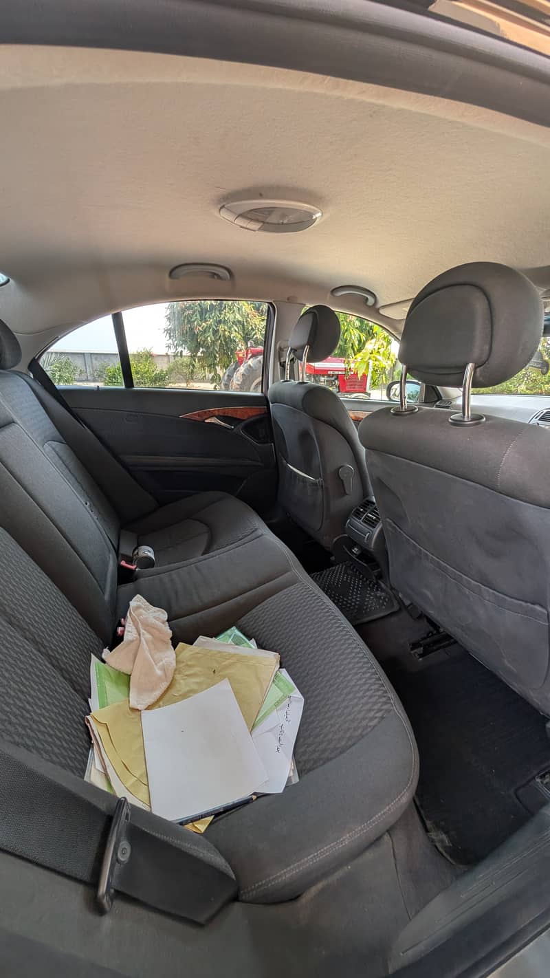 Mercedes E Class 2005 4