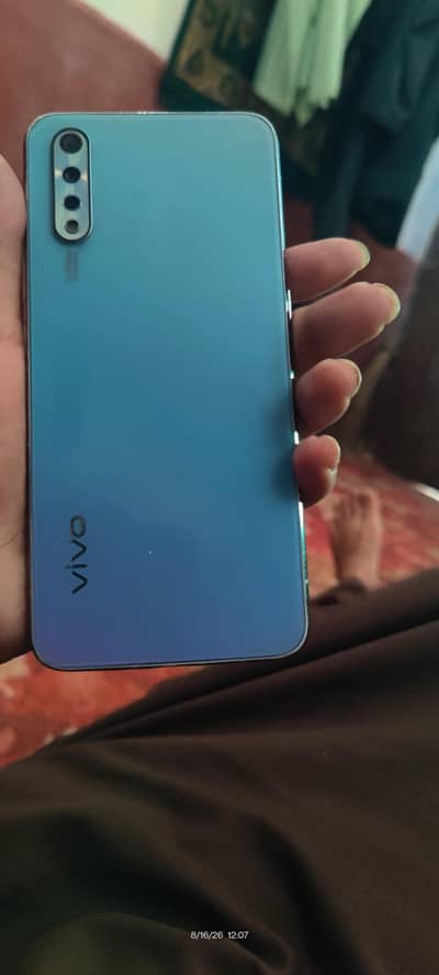 Vivo S1