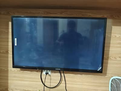 42 Inch LED TV Excellent Condition