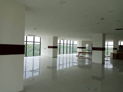 Property Links Offers 4200 Square Feet Commercial Space Available On Rent