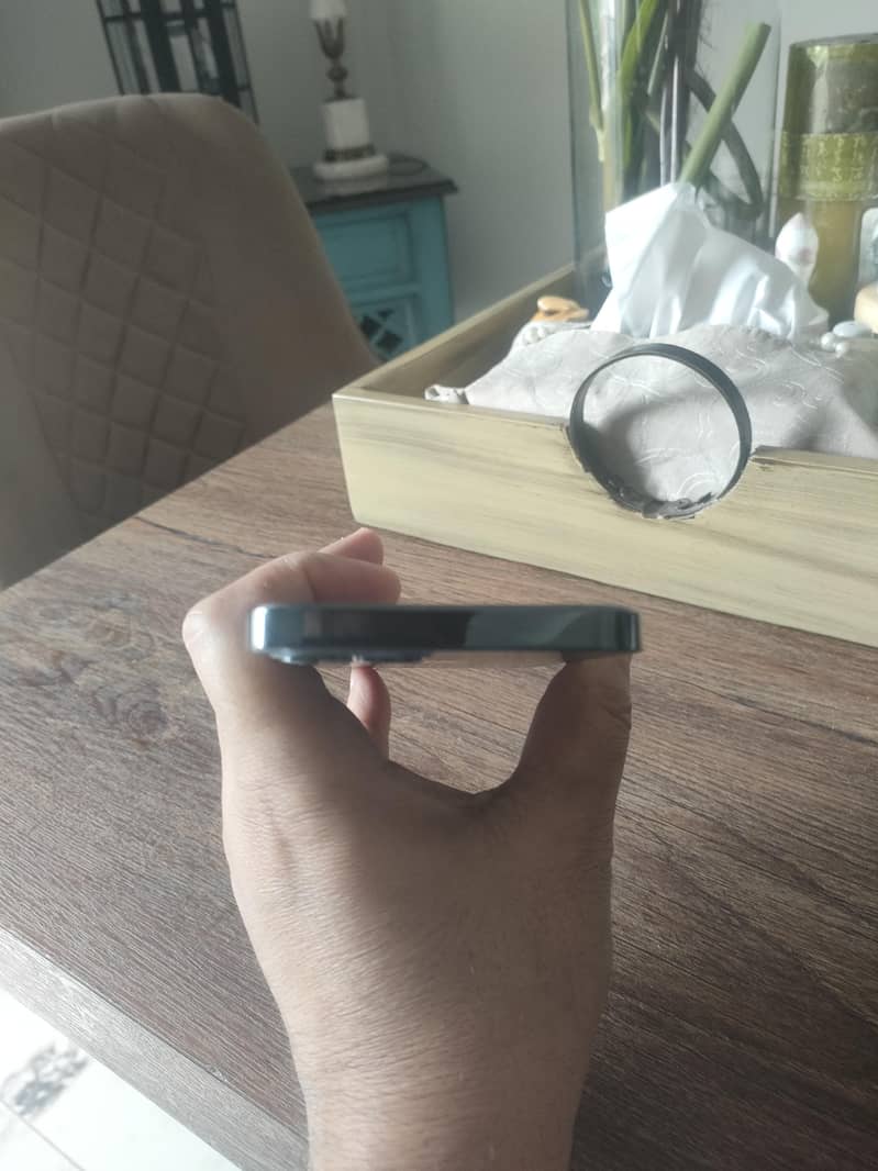Apple iPhone 12 Pro 1