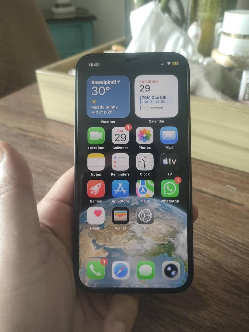 Apple iPhone 12 Pro 4