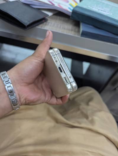 Samsung Mobile Z Flip 4