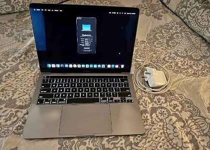 MacBook pro 13 inch (2020) Intel core i5 for sale