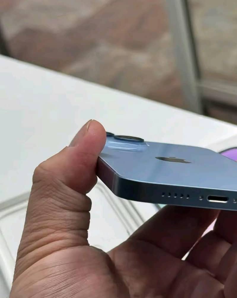 Apple iPhone 14 0