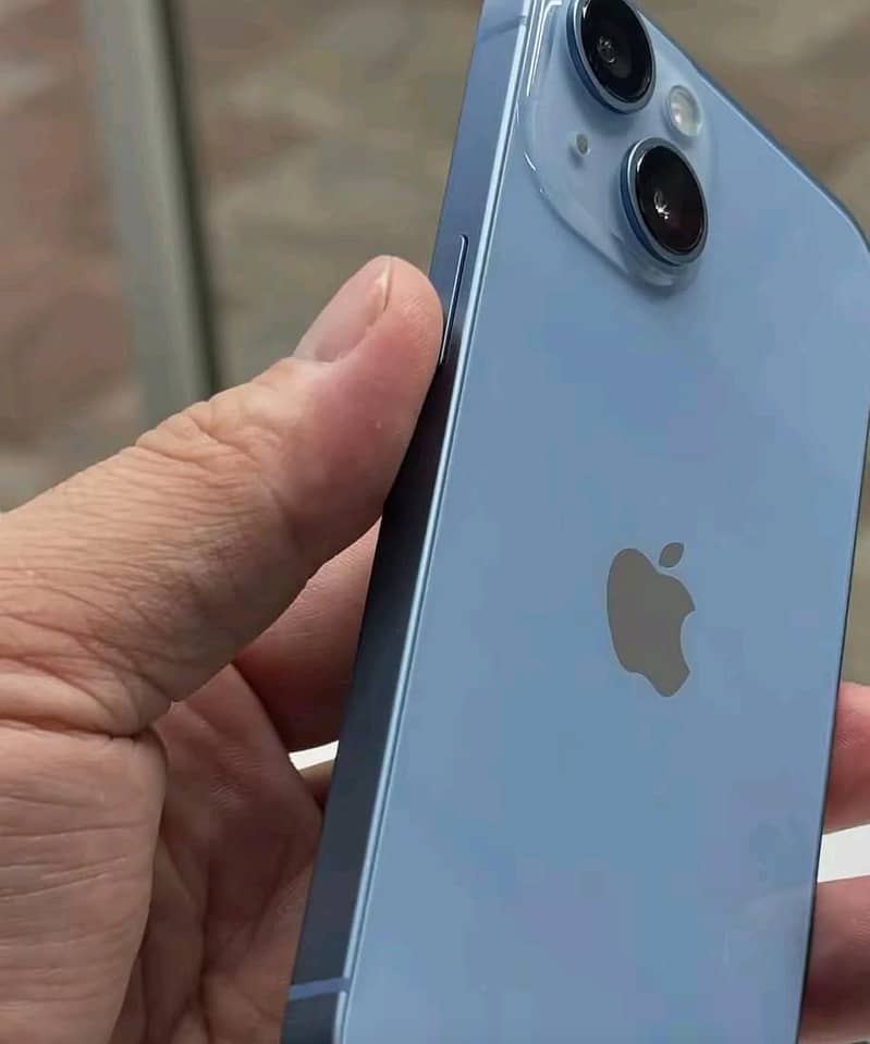 Apple iPhone 14 2