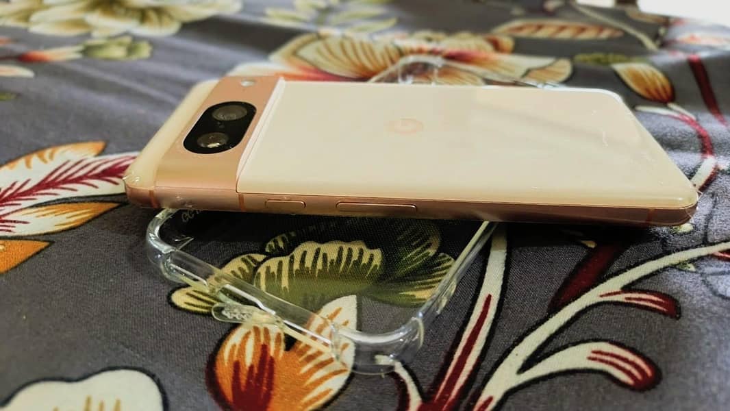 Google Pixel 8 1