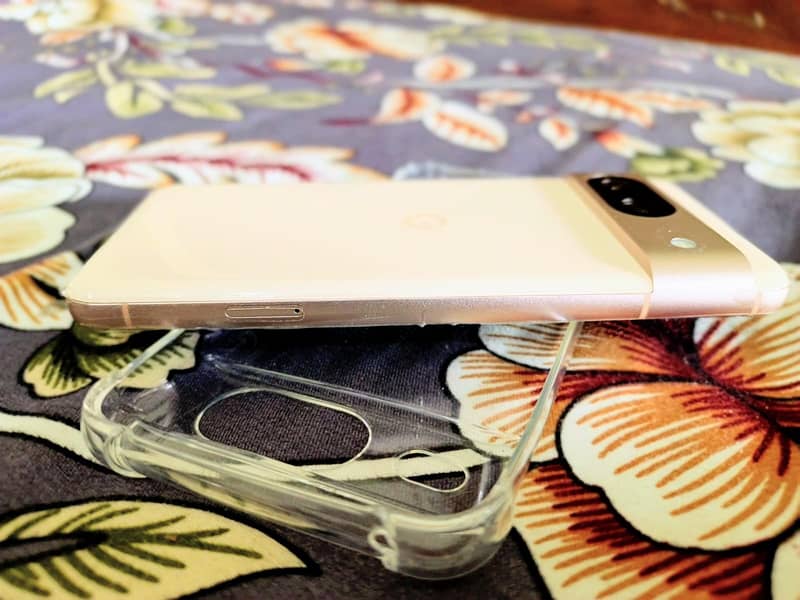 Google Pixel 8 5