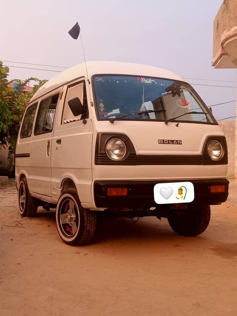 Suzuki Bolan 2003 4