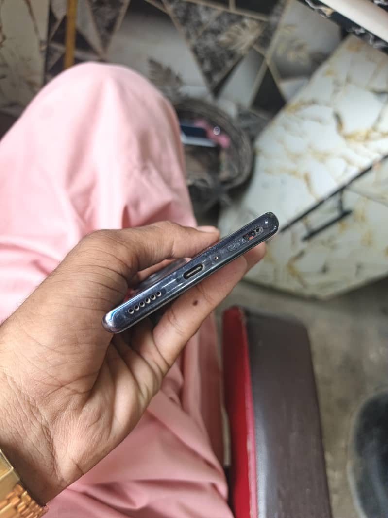 Tecno CAMON 30S 5