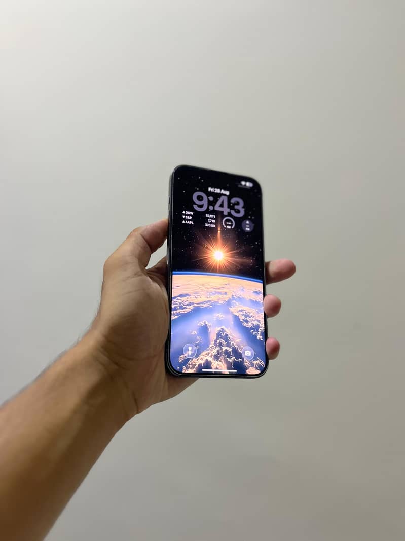 Apple iPhone 14 Pro Max 1