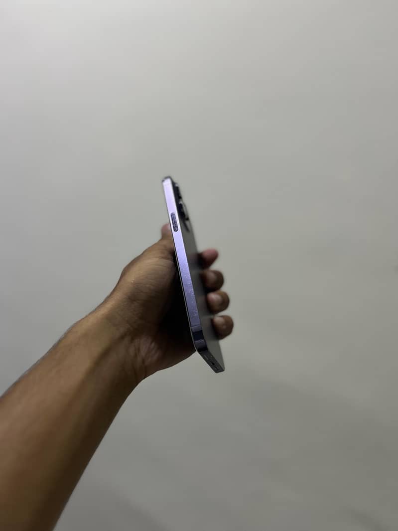 Apple iPhone 14 Pro Max 3