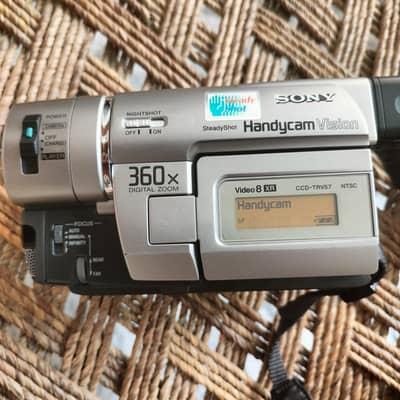 Sony Handycam, model CCD-TRV57