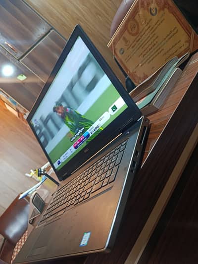 Dell Precision 7730 | Xeon | 16GB RAM | 512GB SSD | Quadro P4200