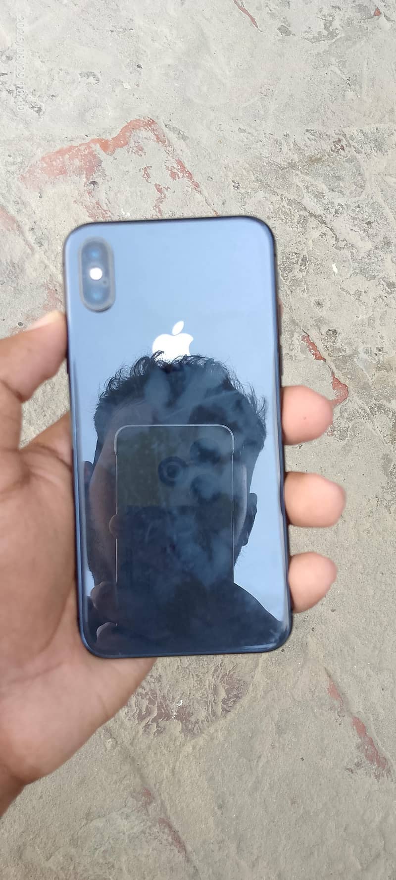 Apple iPhone X 4