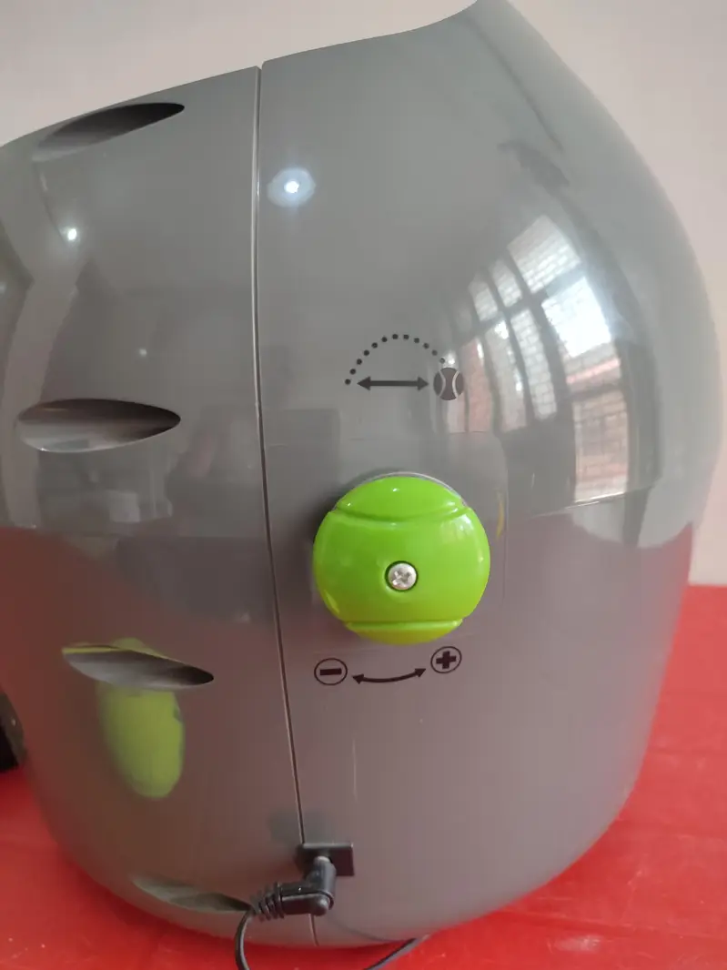 Petsafe Pet Training/ Dog Ball Thrower Machine — photo 11
