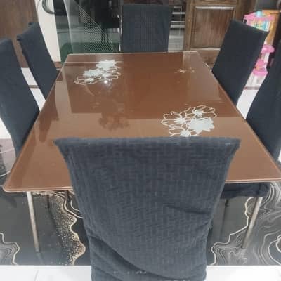 Dining table with 6 chairs