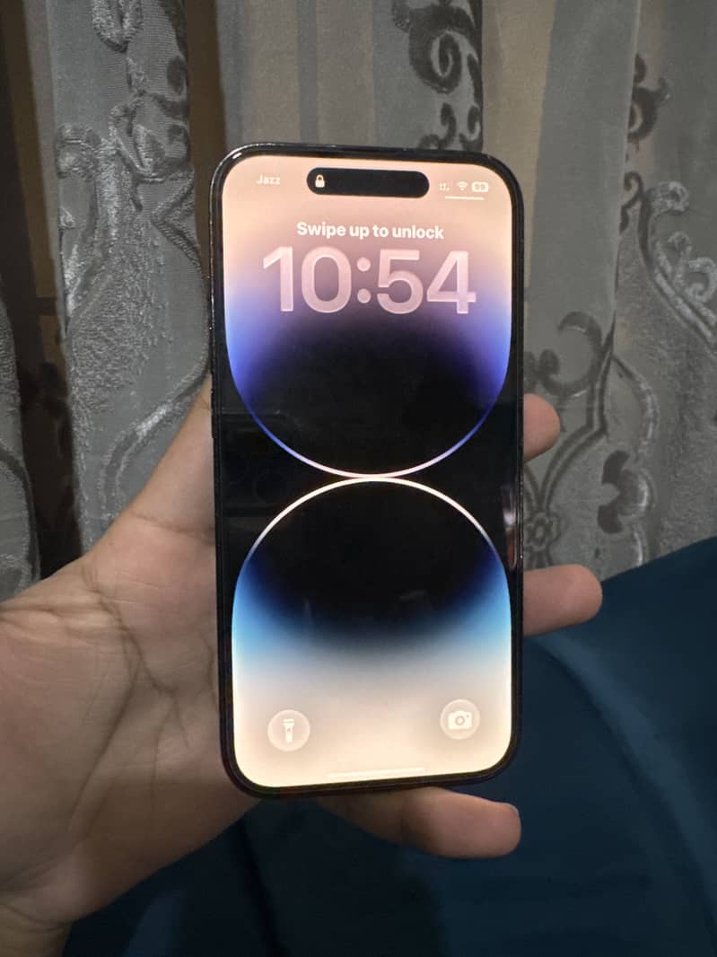 Apple iPhone 14 Pro 1