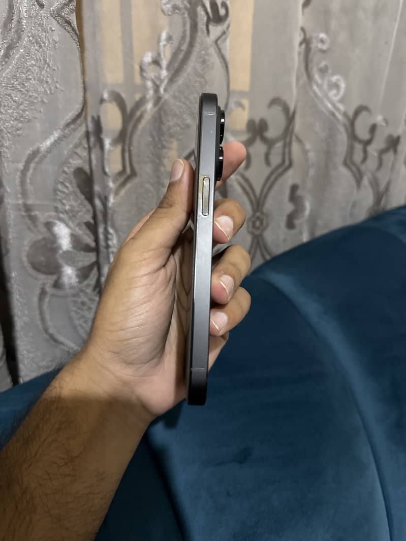 Apple iPhone 14 Pro 3