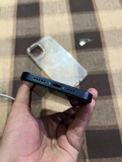 Apple iPhone 13 With box full apple warranty 4 weeks use around