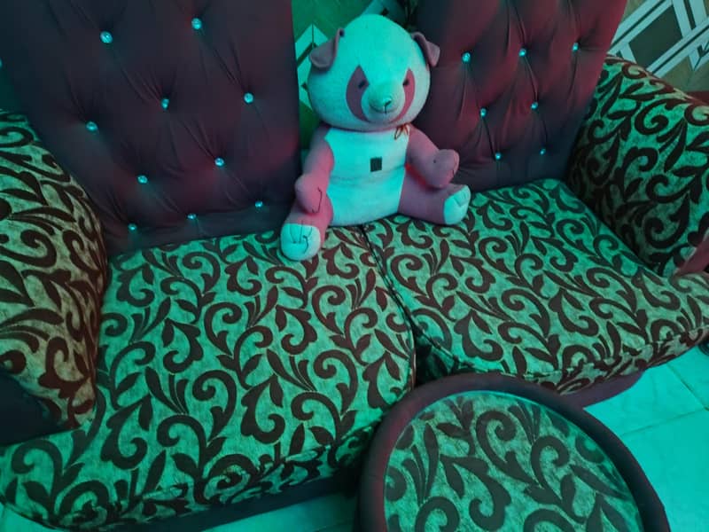 sofas with table mint condition 2