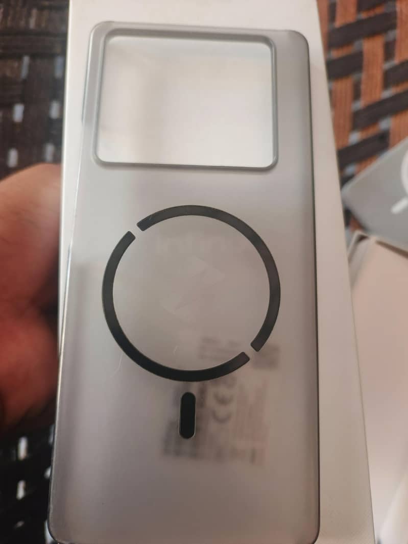 Infinix Note 40 10