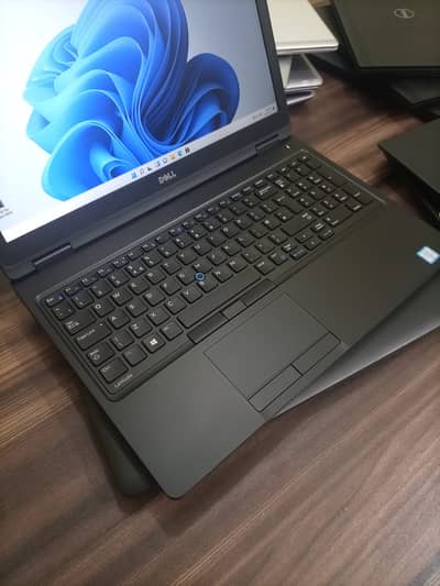 Dell Latitude E5570 Core i7HQ-6th 8GB Ram 256GB SSD 2GB AMD Graphic C