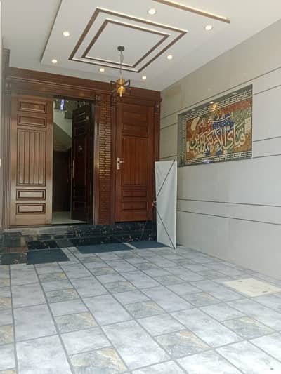 5 Marla Beautiful House For Sale Bahria Town Lahore