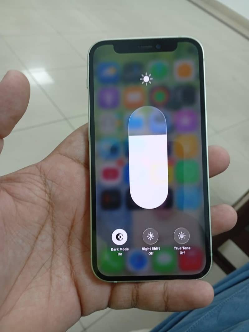 Apple iPhone 12 mini 4